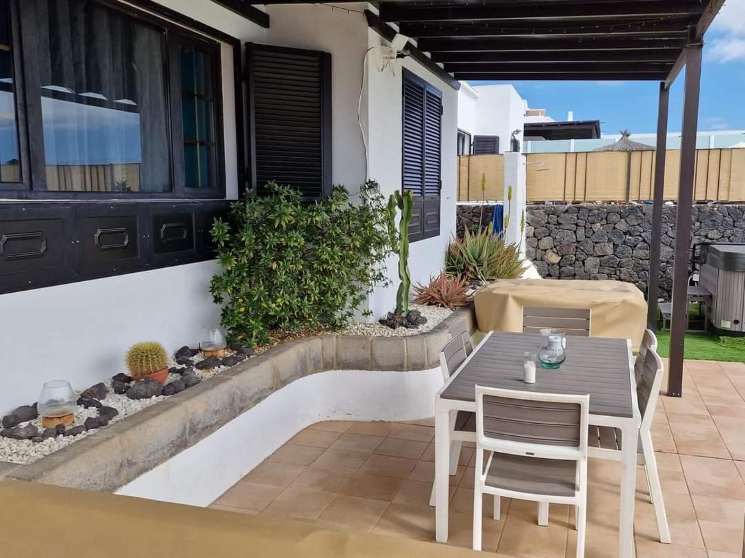 Villa Juanita, Puerto Del Carmen, Lanzarote Tias Exterior photo