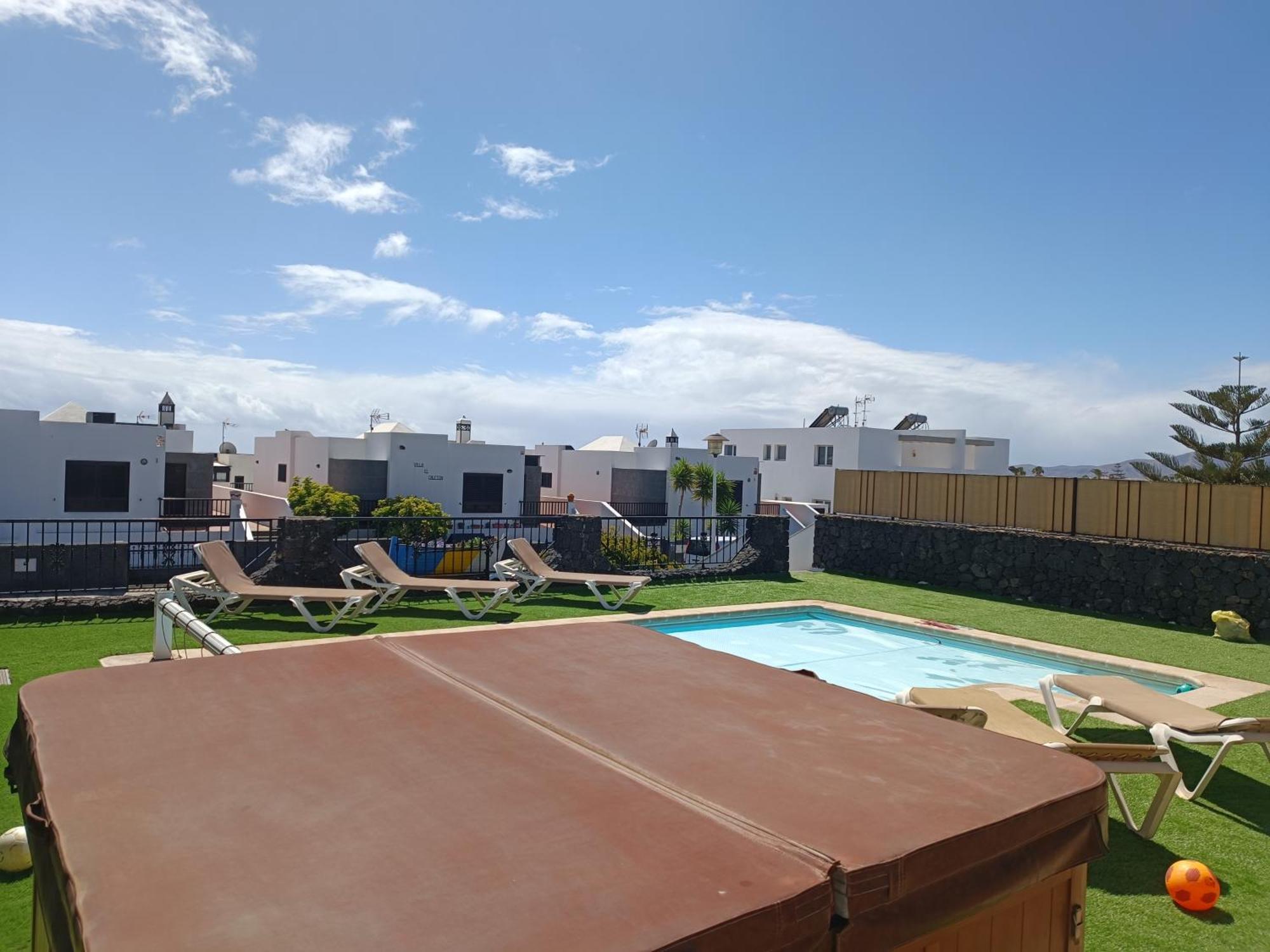 Villa Juanita, Puerto Del Carmen, Lanzarote Tias Exterior photo